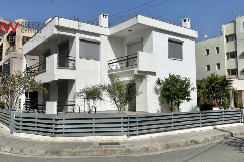 3 bedrooms Townhouse in Larnaca, Larnaka,  No. 40514