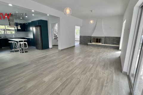 3 bedrooms Townhouse in Larnaca, Larnaka, No. 40514 5