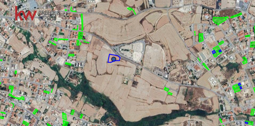 3684m2 Land in Larnaka, No. 40511