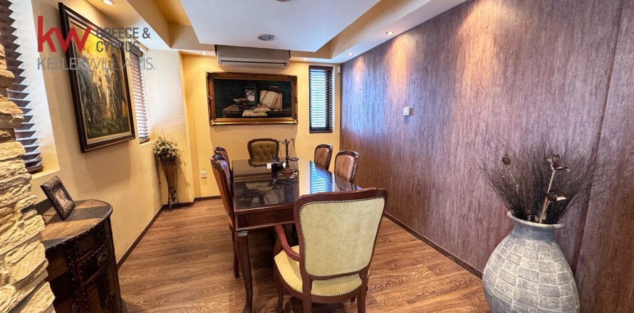 3 bedrooms Apartment in Larnaca, Larnaka,  No. 40513