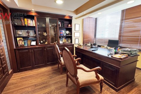 3 bedrooms Apartment in Larnaca, Larnaka,  No. 40513 2