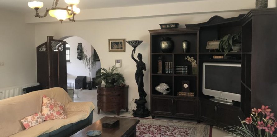 3 dormitorios Villa en Larnaca, Larnaka,  No. 38505