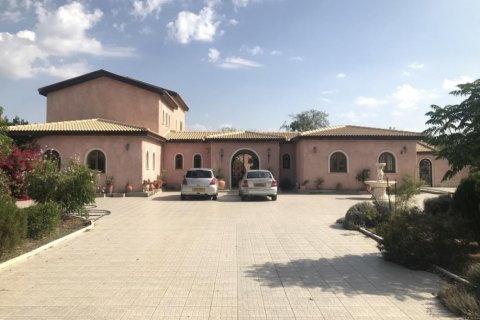 3 dormitorios Villa en Larnaca, Larnaka,  No. 38505 15