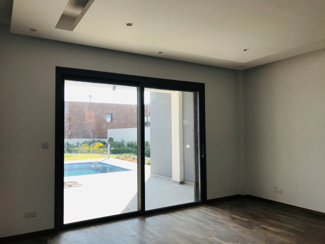 7 rooms Villa in Limassol, Cyprus No. 38506