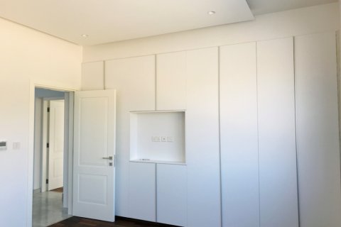 7 rooms Villa in Limassol,  No. 38506