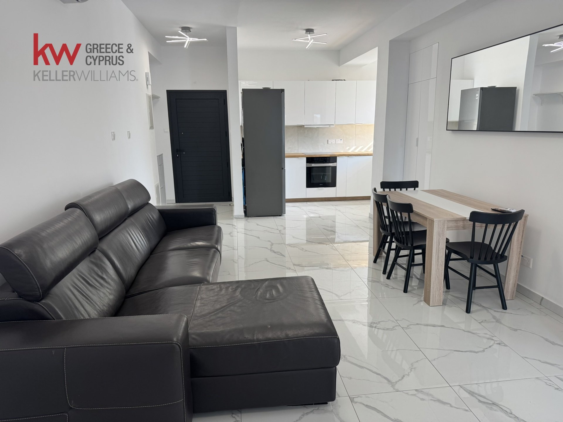 3 dormitorios Apartamento en Larnaca, Larnaka, Chipre No. 51275