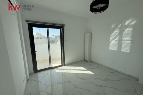 3 bedrooms Apartment in Larnaca, Larnaka,  No. 51275 20