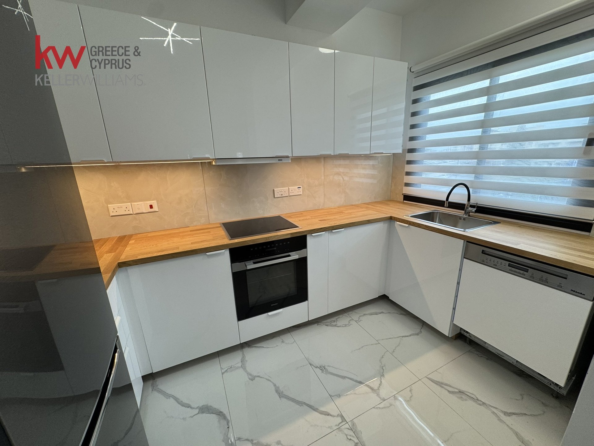 3 dormitorios Apartamento en Larnaca, Larnaka, Chipre No. 51275