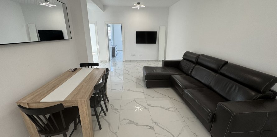 3 bedrooms Apartment in Larnaca, Larnaka,  No. 51275