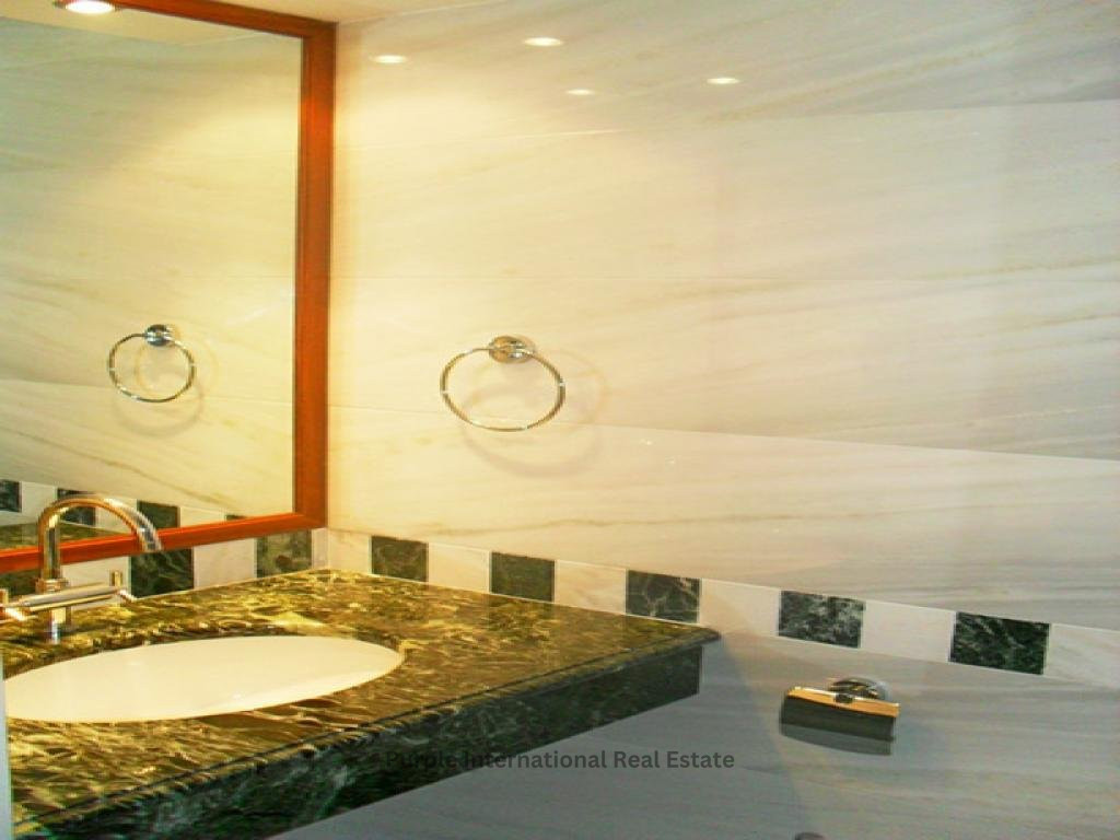 4 bedrooms Villa in Paphos, Cyprus No. 36144