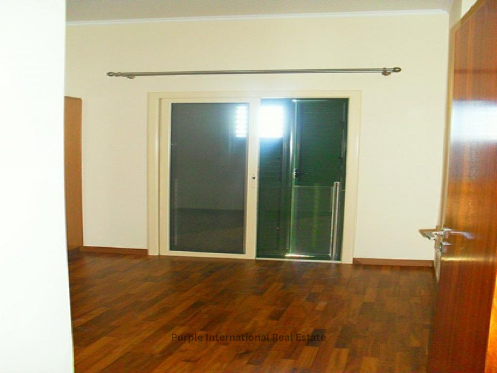 4 bedrooms Villa in Paphos, Cyprus No. 36144