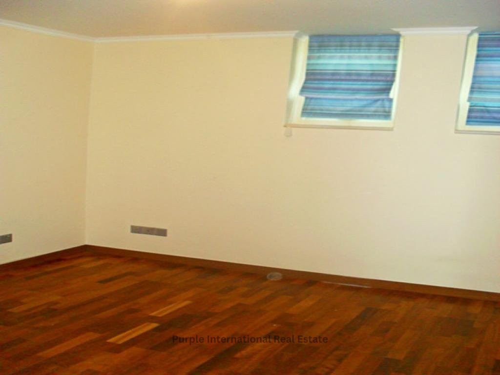 4 bedrooms Villa in Paphos, Cyprus No. 36144