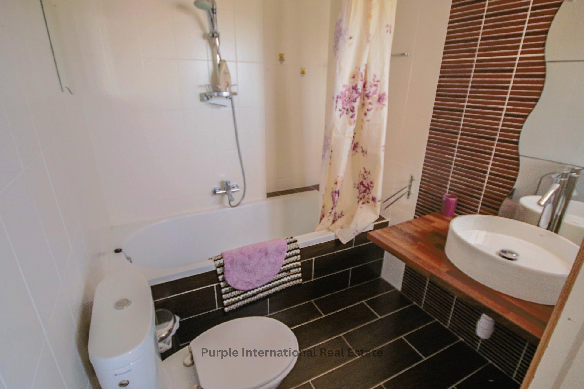 5 dormitorios Villa en Deryneia, Ammochostos, Chipre No. 36148