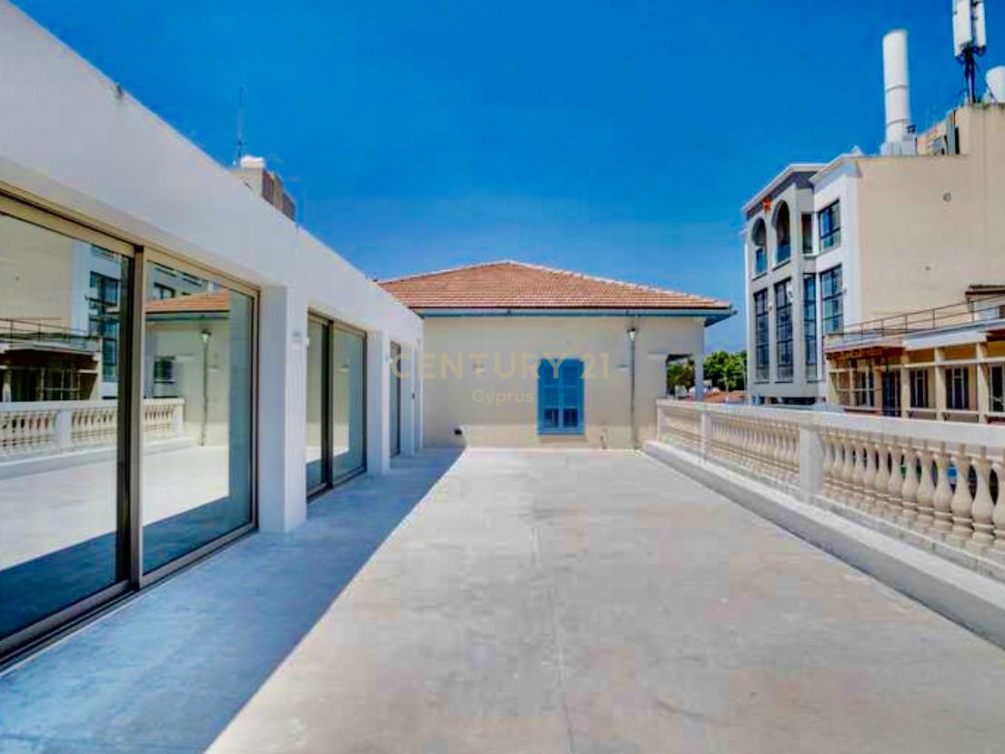 130m2 Office in Limassol, Cyprus No. 55022