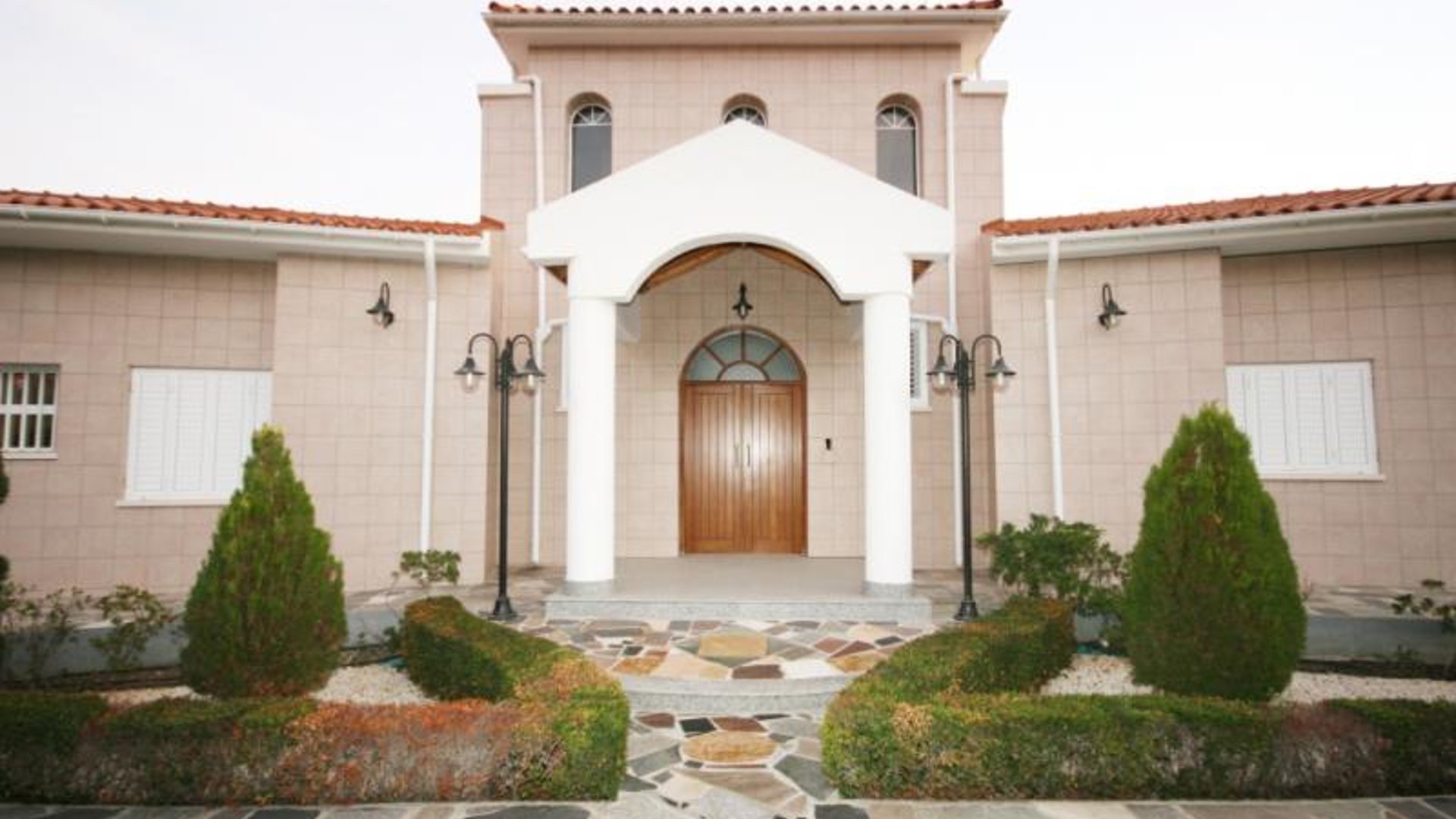 5 bedrooms Villa in Moni, Limassol, Cyprus No. 25573