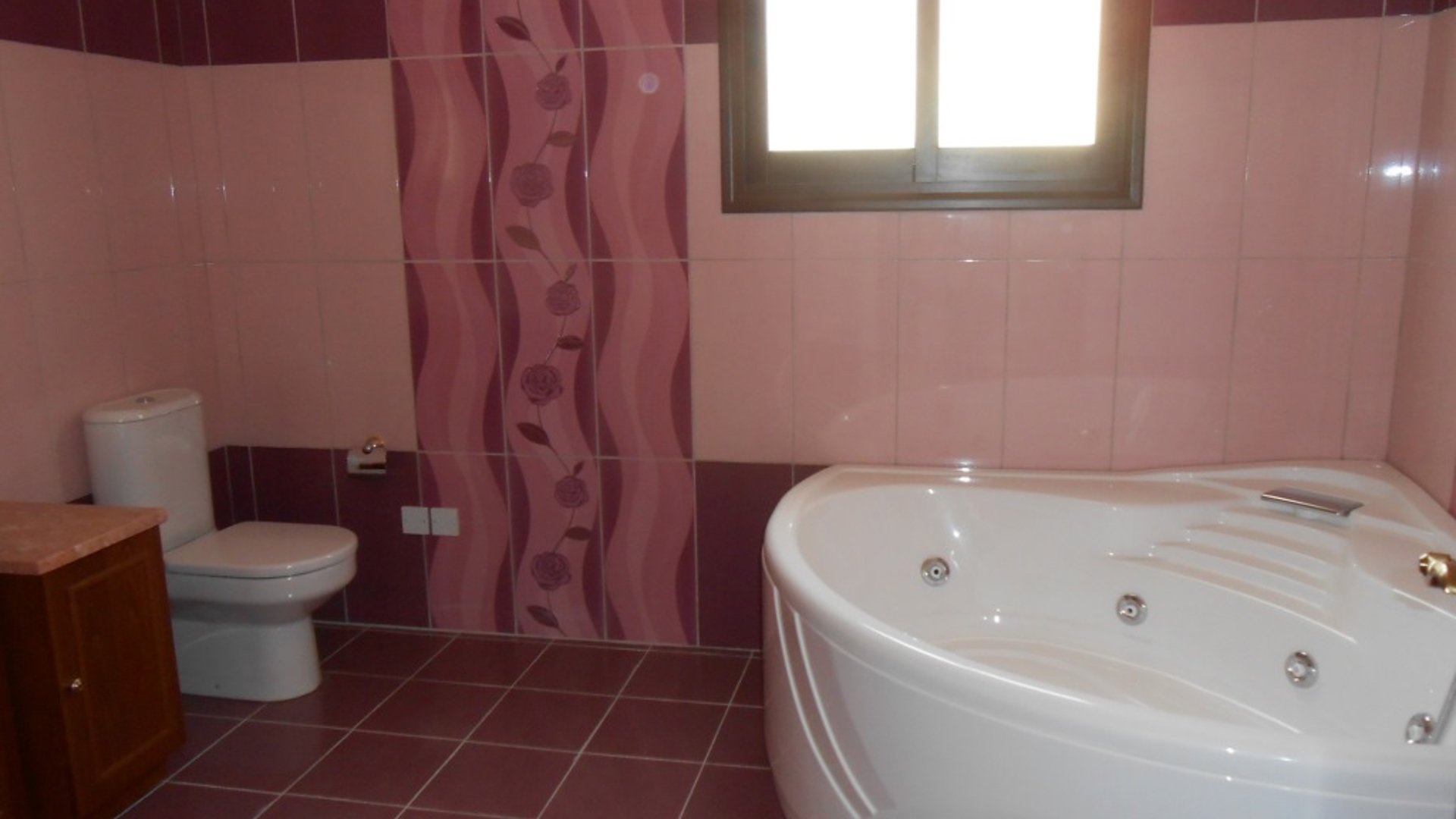 4 bedrooms Villa in Agios Athanasios, Limassol, Cyprus No. 25576