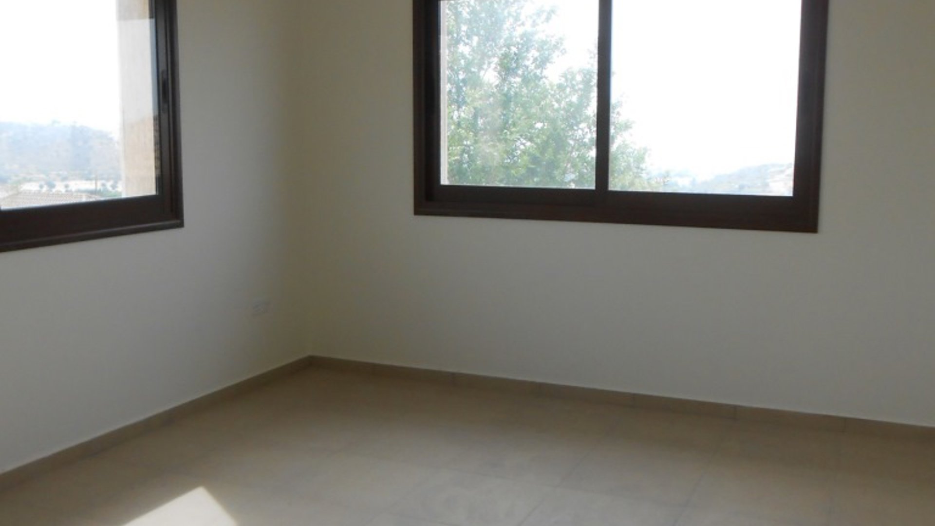 4 bedrooms Villa in Agios Athanasios, Limassol, Cyprus No. 25576
