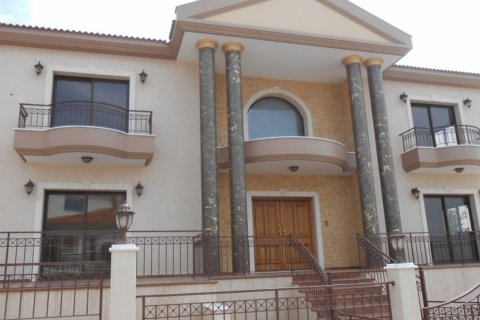 4 bedrooms Villa in Agios Athanasios, Limassol, Cyprus No. 25576
