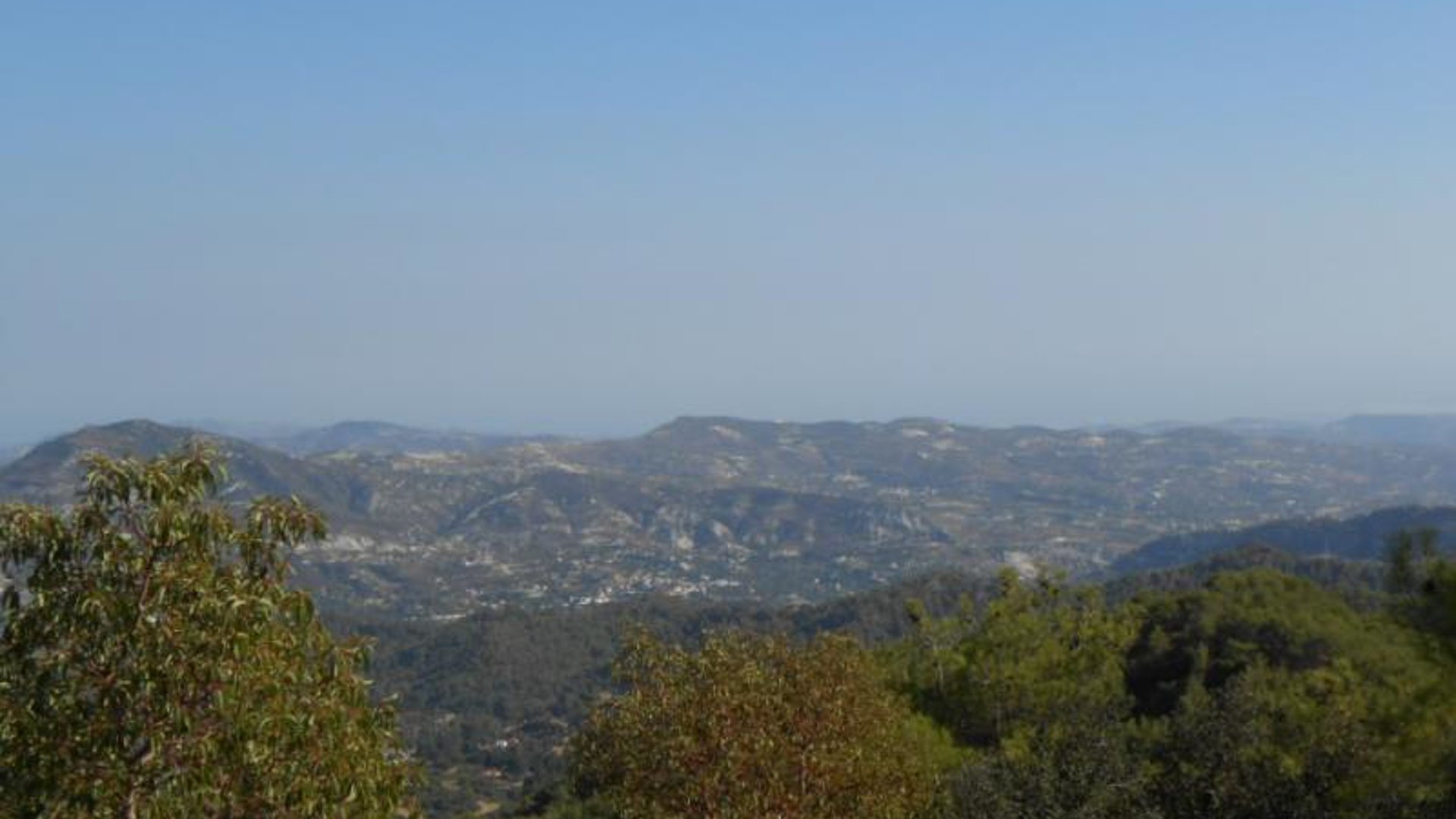 10796m2 Terrain à Pano Platres, Limassol, Chypre No. 25575
