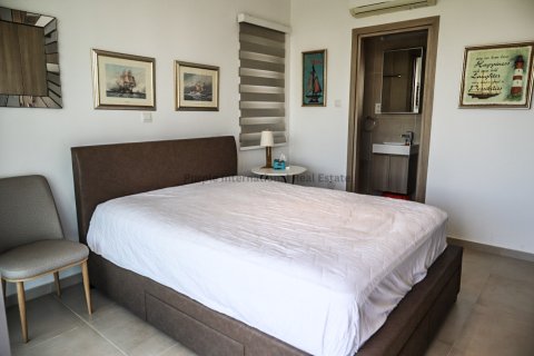 Вилла с 4 спальнями в Айя Напа, Аммохостос, № 39295 7