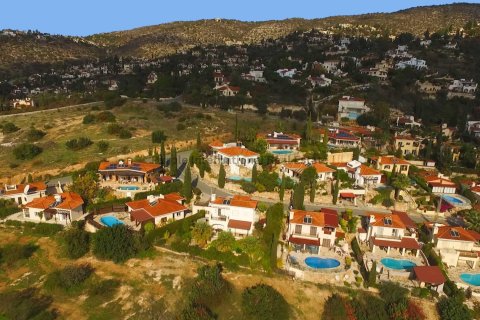 Вилла с 4 спальнями в Тала, Пафос, № 39300 6