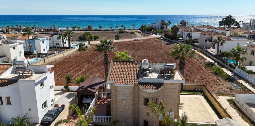 3 bedrooms Villa in Ayia Napa, Ammochostos,  No. 36829