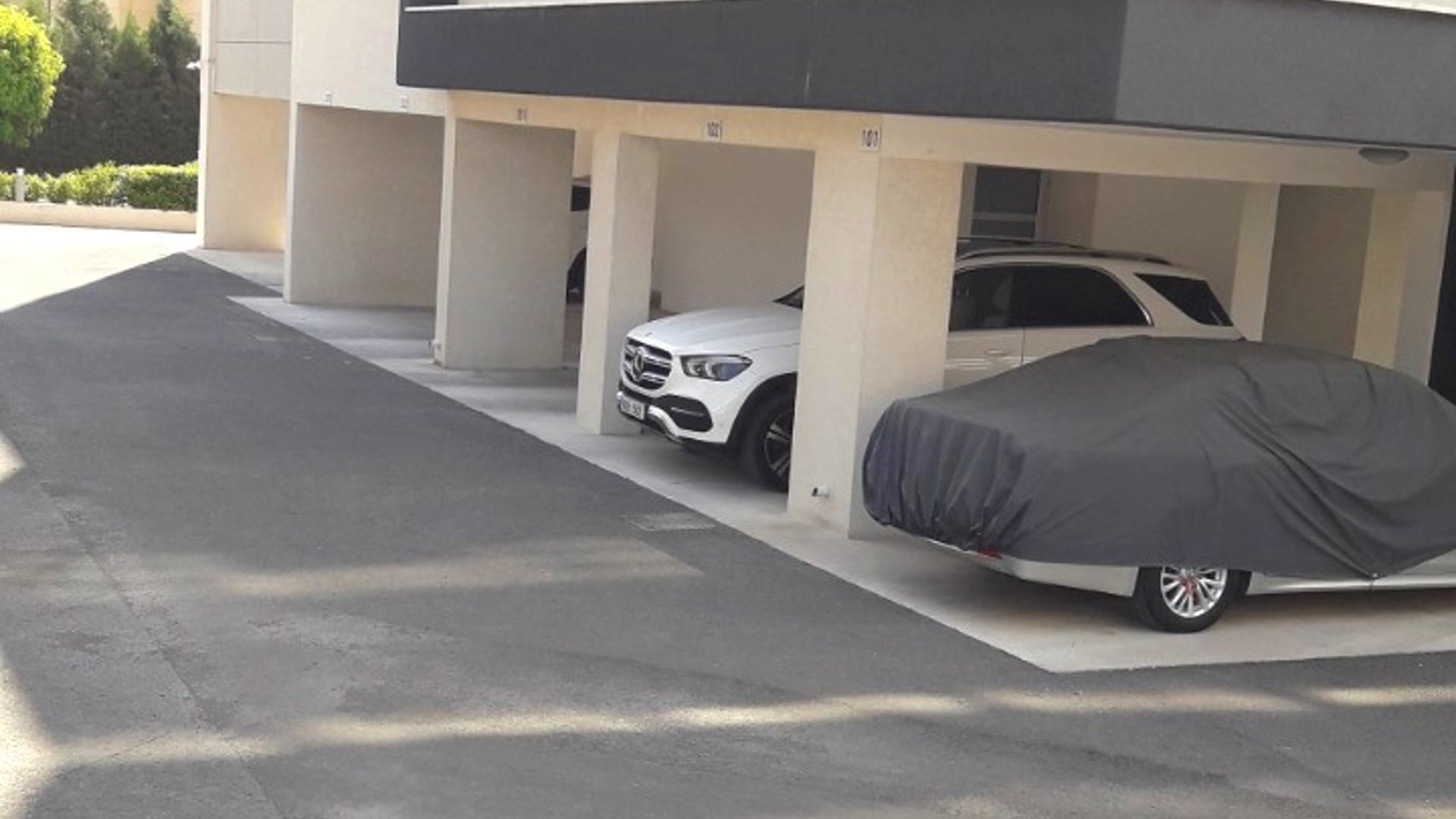 3 bedrooms Apartment in Agios Tychonas, Limassol, Cyprus No. 28408