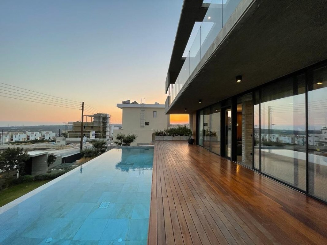 4 pièces Villa à Limassol, Chypre No. 38953