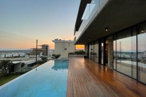 Вилла с 4 комнатами в Лимассол, Лимасол,  № 38953 10