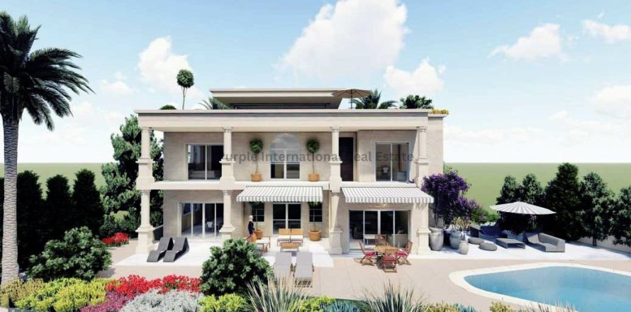 5 bedrooms Villa in Chloraka, Paphos,  No. 8012