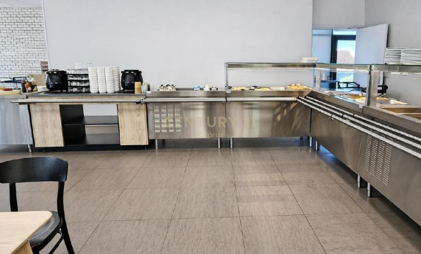 576m2 Office in Limassol, Cyprus No. 53819