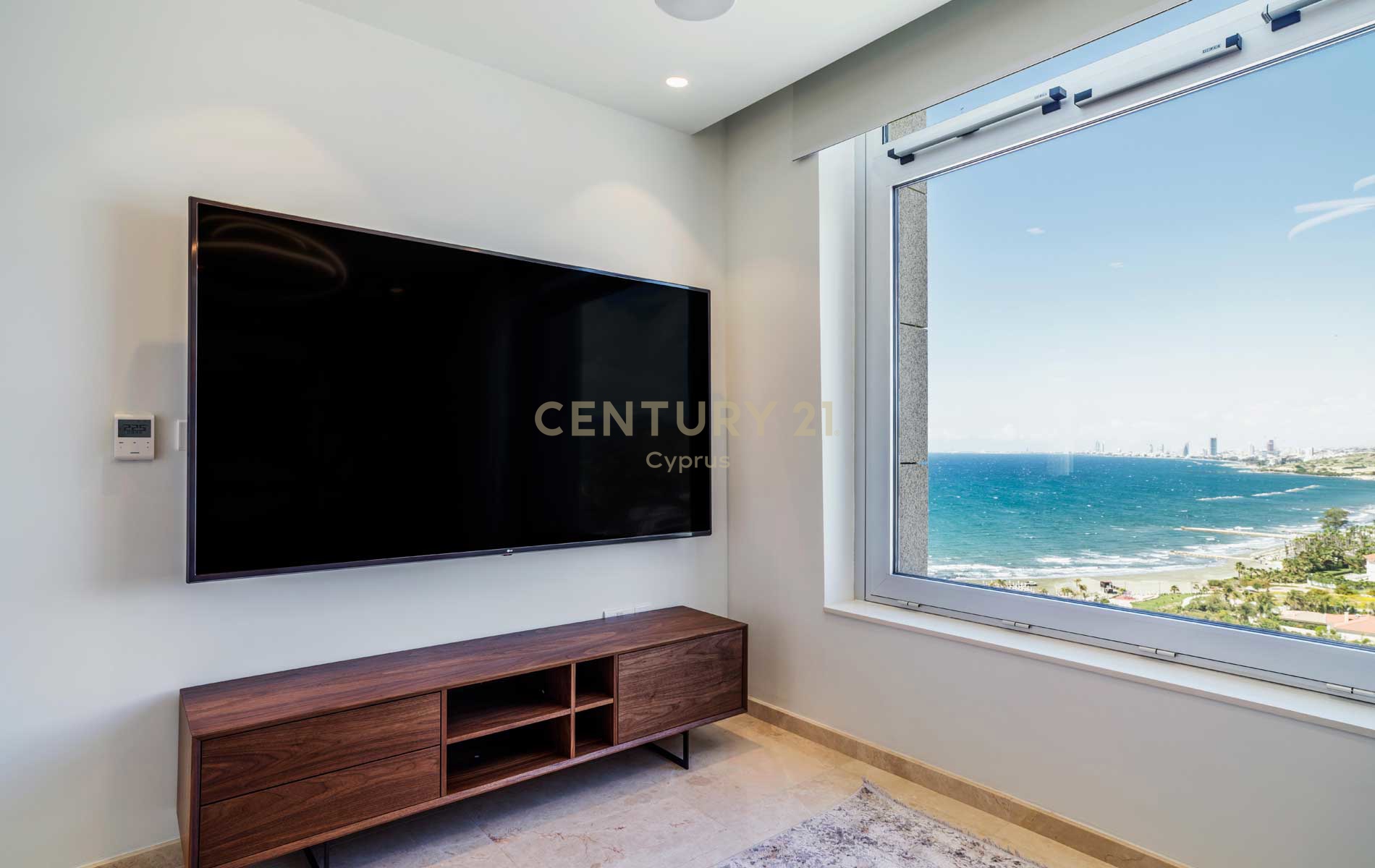 4 bedrooms Penthouse in Pyrgos, Limassol, Cyprus No. 55084