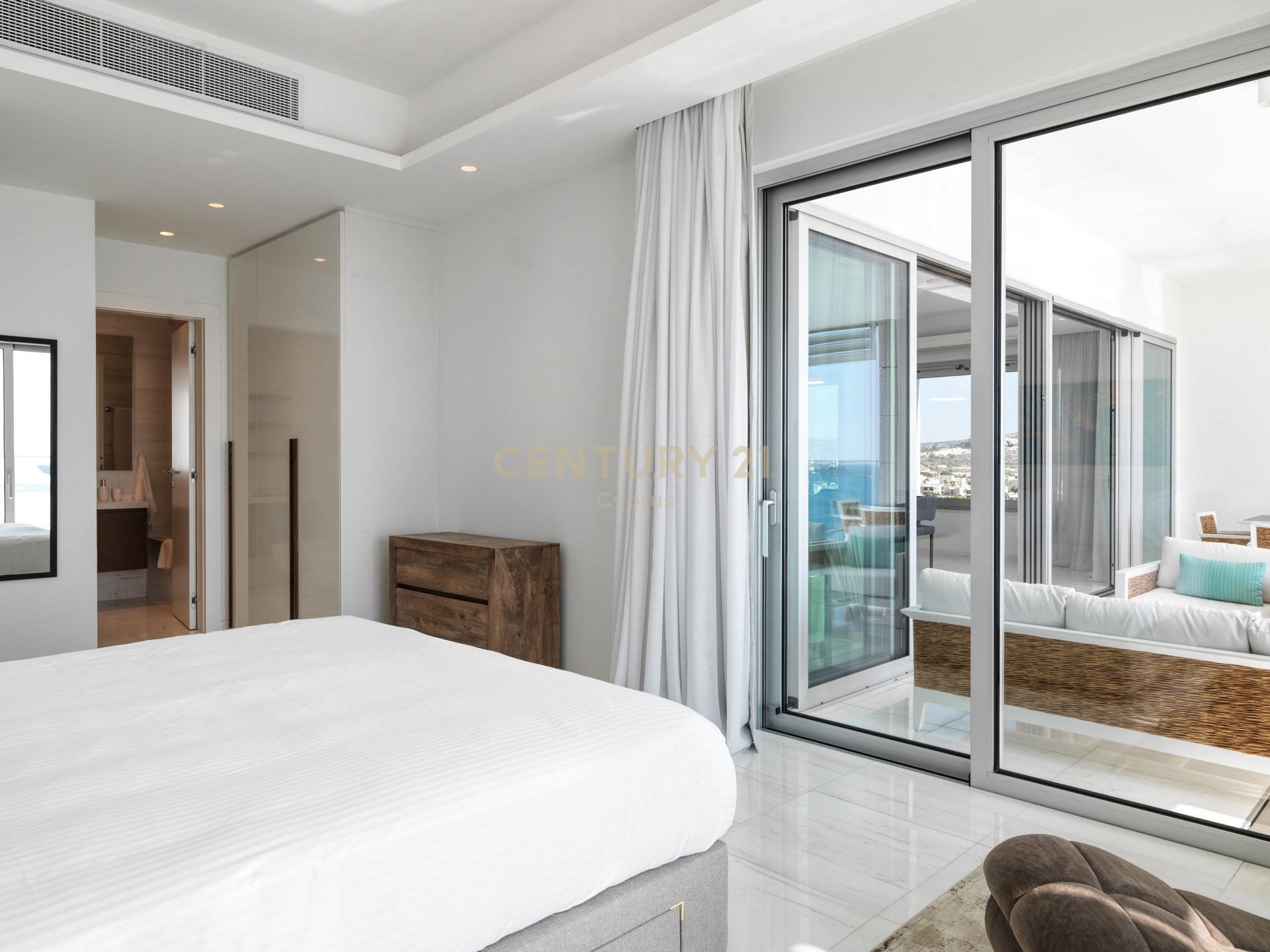 3 bedrooms Apartment in Pyrgos, Limassol, Cyprus No. 55083