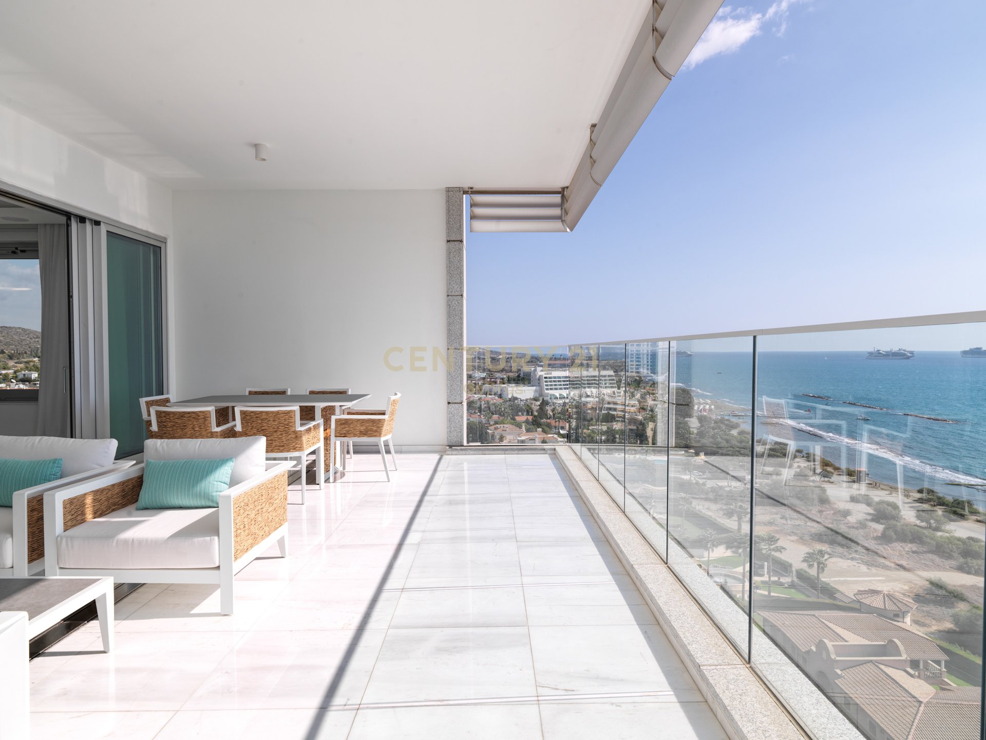 3 bedrooms Apartment in Pyrgos, Limassol, Cyprus No. 55083