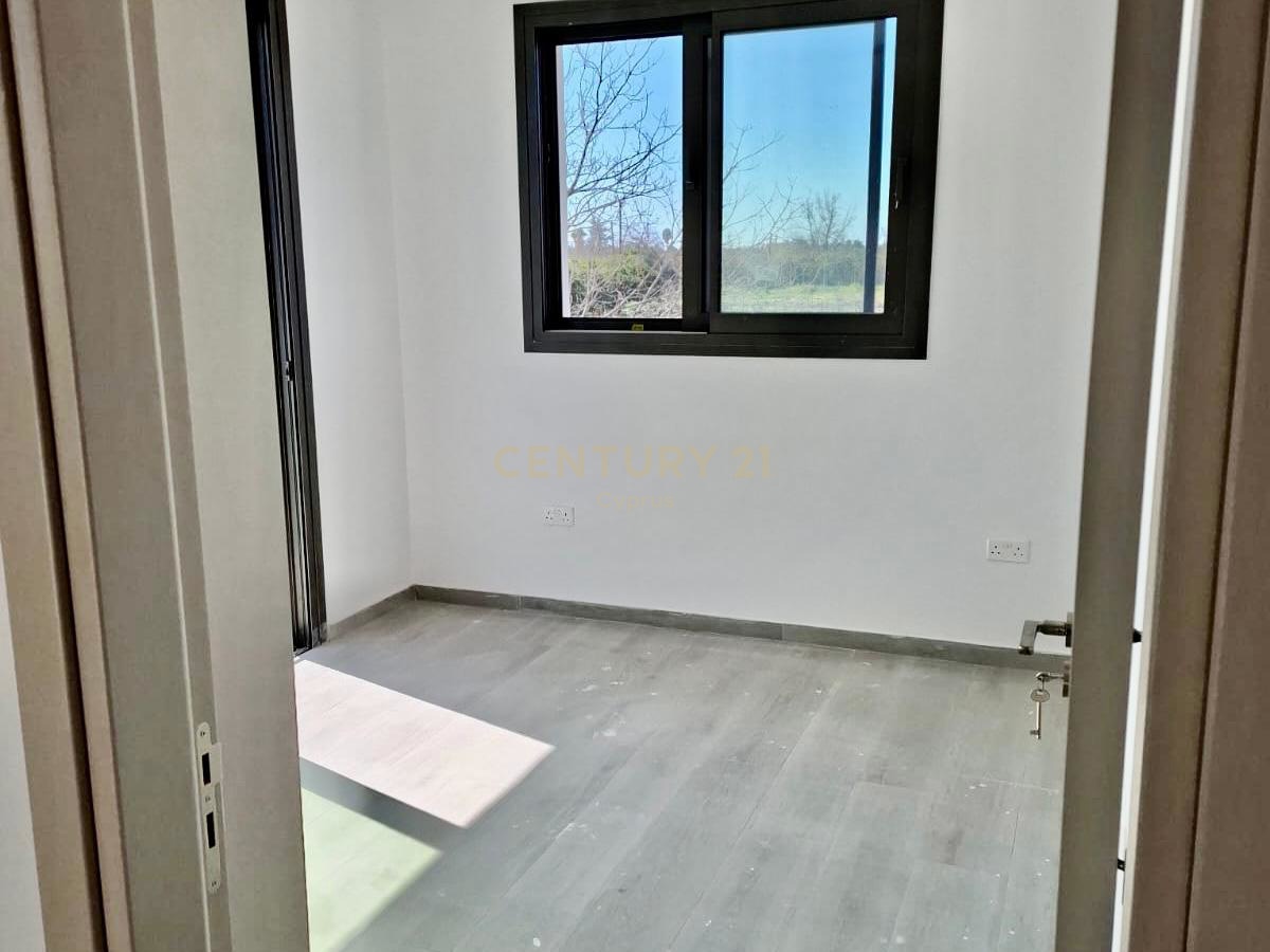 2 bedrooms Apartment in Trachoni, Limassol, Cyprus No. 55082