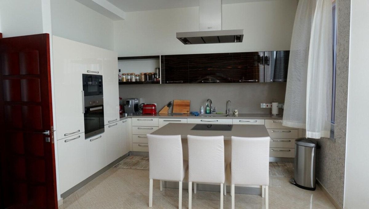 5 chambres Villa à Limassol, Chypre No. 38700