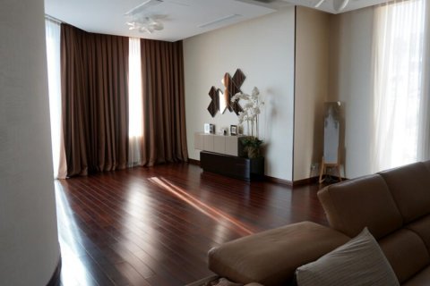 5 bedrooms Villa in Limassol,  No. 38700 3