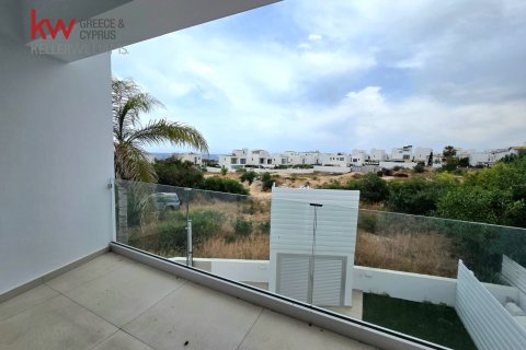 5 bedrooms Villa in Paralimni, Ammochostos, No. 40494 10