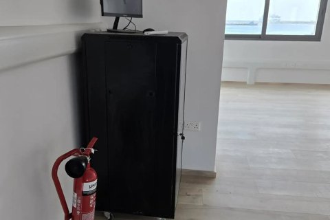 3 rooms Office in Larnaca, Larnaka,  No. 40496 5