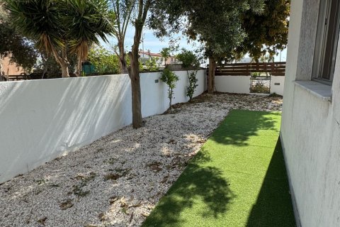 2 bedrooms Apartment in Larnaca, Larnaka,  No. 40497 8