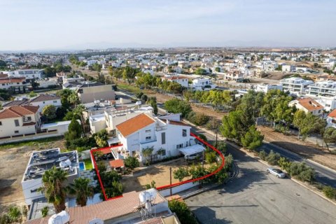 238m2 Villa en Nicosia,  No. 37914 6