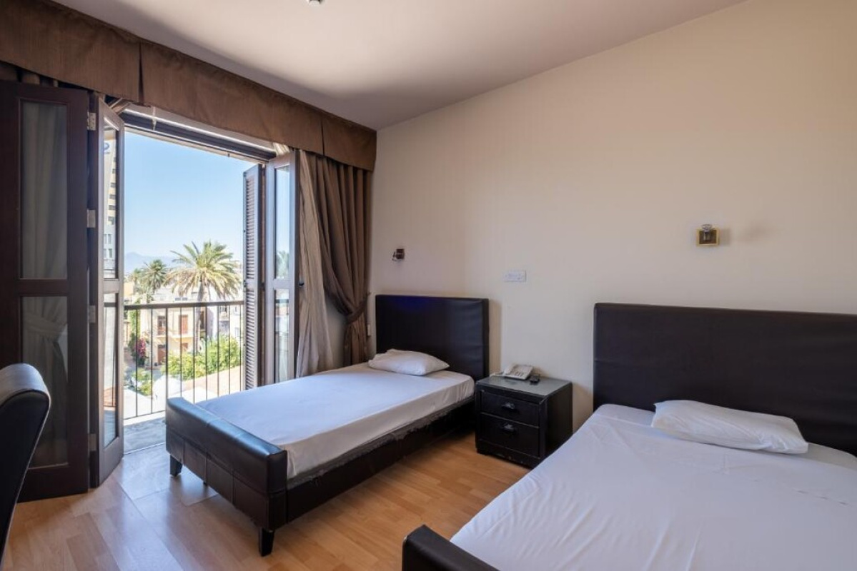 1340m2 Commercial property in Nicosia, Cyprus No. 37913