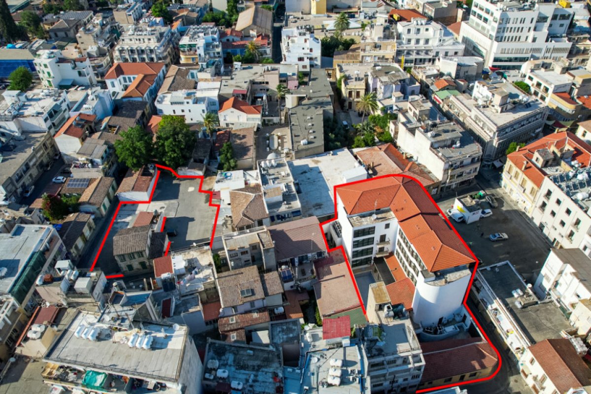 1340m2 Commercial property in Nicosia, Cyprus No. 37913