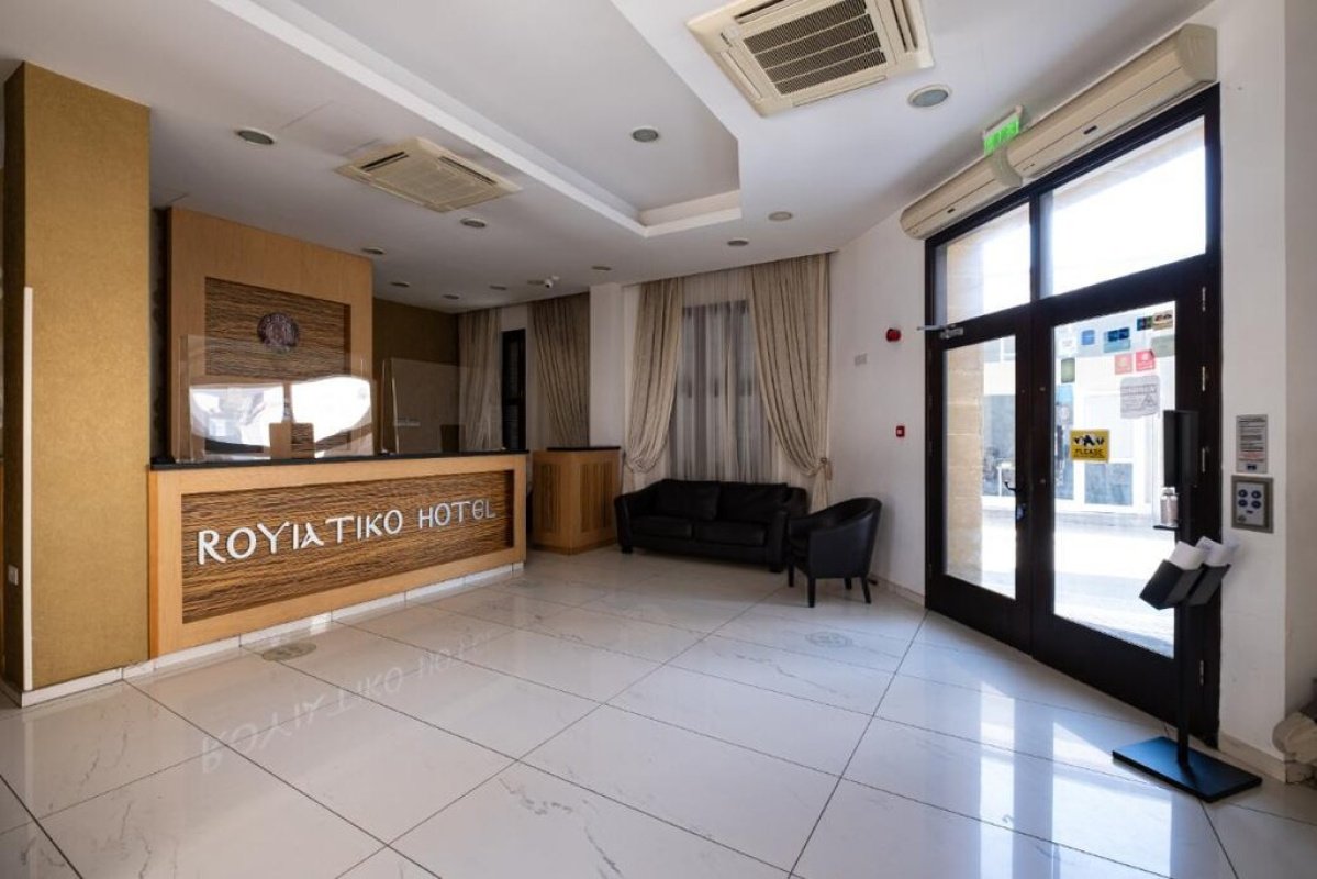 1340m2 Commercial property in Nicosia, Cyprus No. 37913