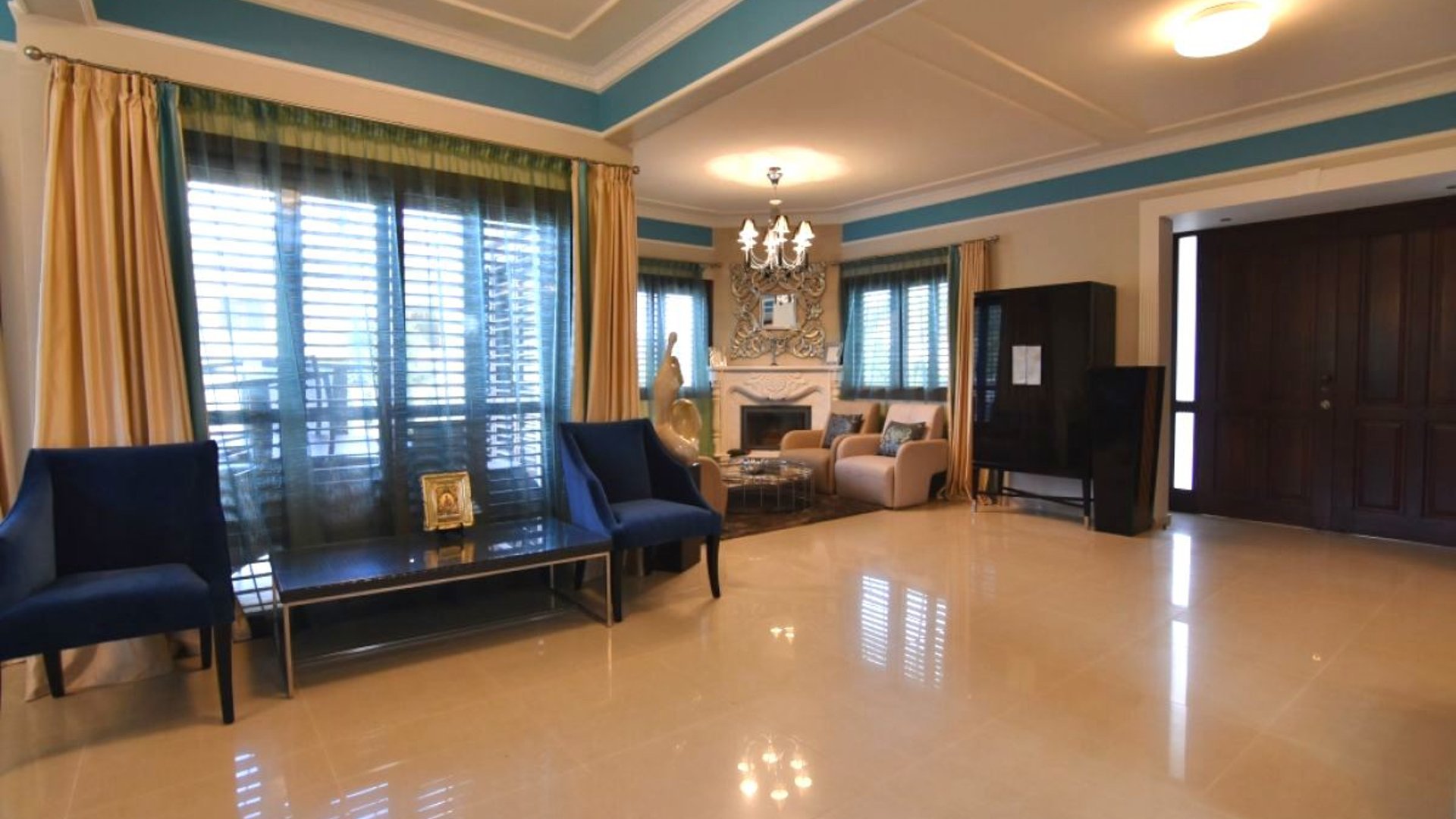 5 bedrooms Villa in Pyrgos, Limassol, Cyprus No. 25592