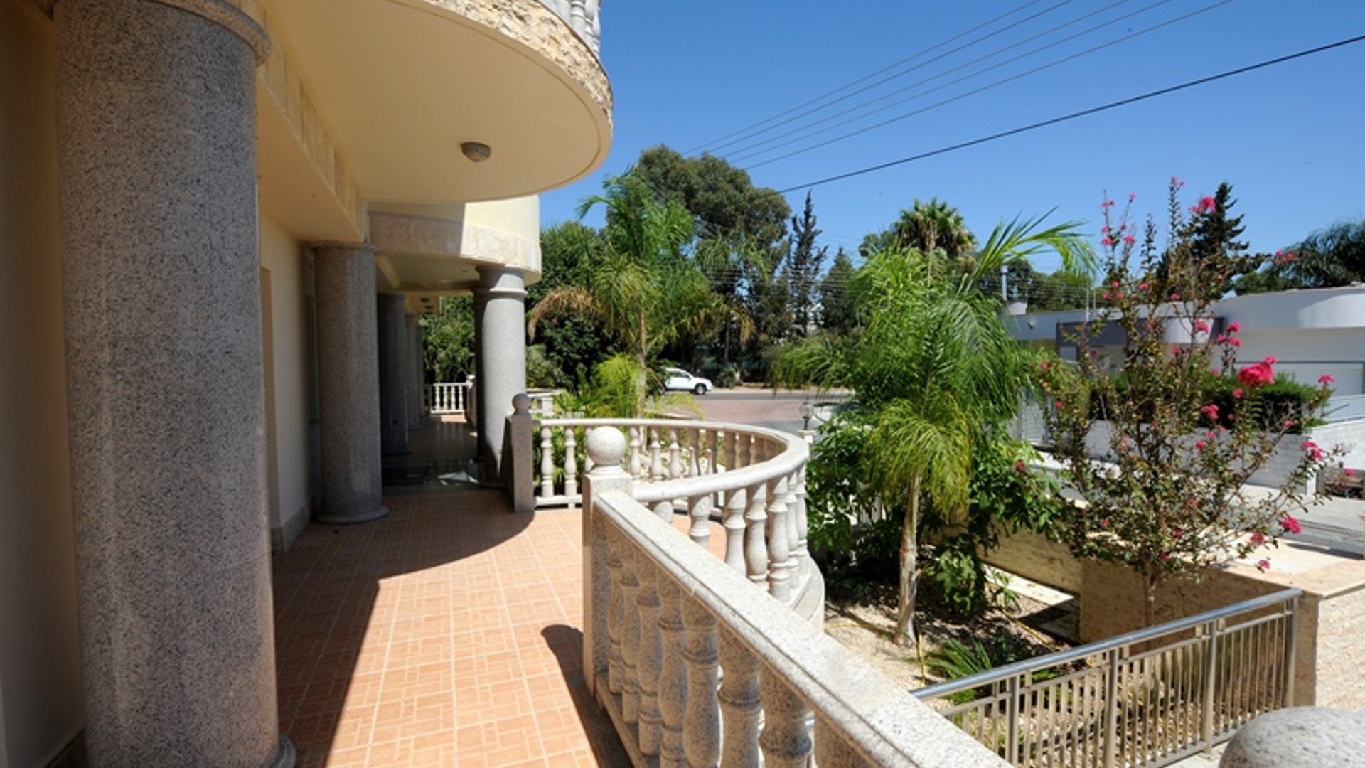 5 bedrooms Villa in Limassol, Cyprus No. 25594