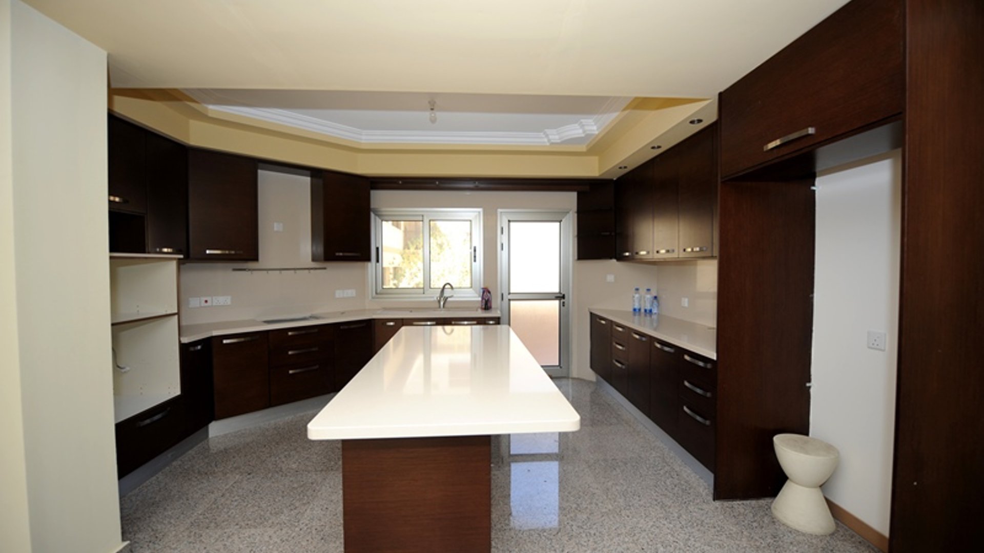 5 bedrooms Villa in Limassol, Cyprus No. 25594