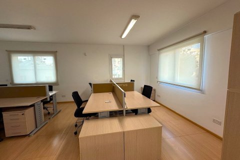115m2 Oficina en Limassol,  No. 55193 5