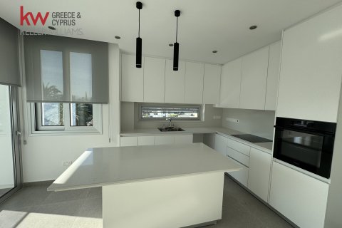 2 bedrooms Apartment in Larnaca, Larnaka,  No. 39828 2