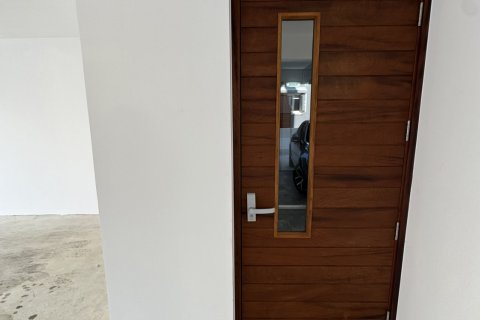 2 bedrooms Apartment in Larnaca, Larnaka,  No. 39828 21